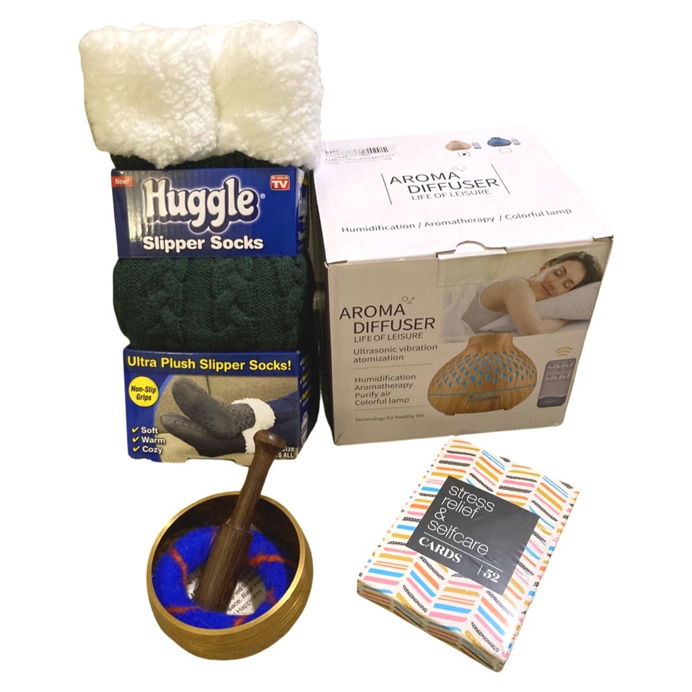 BUNDLE: Aroma Diffuser Humidifier, Stress Relief Cards, Cozy Socks, Singing Bowl